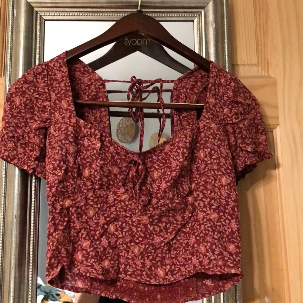 American eagle crop top